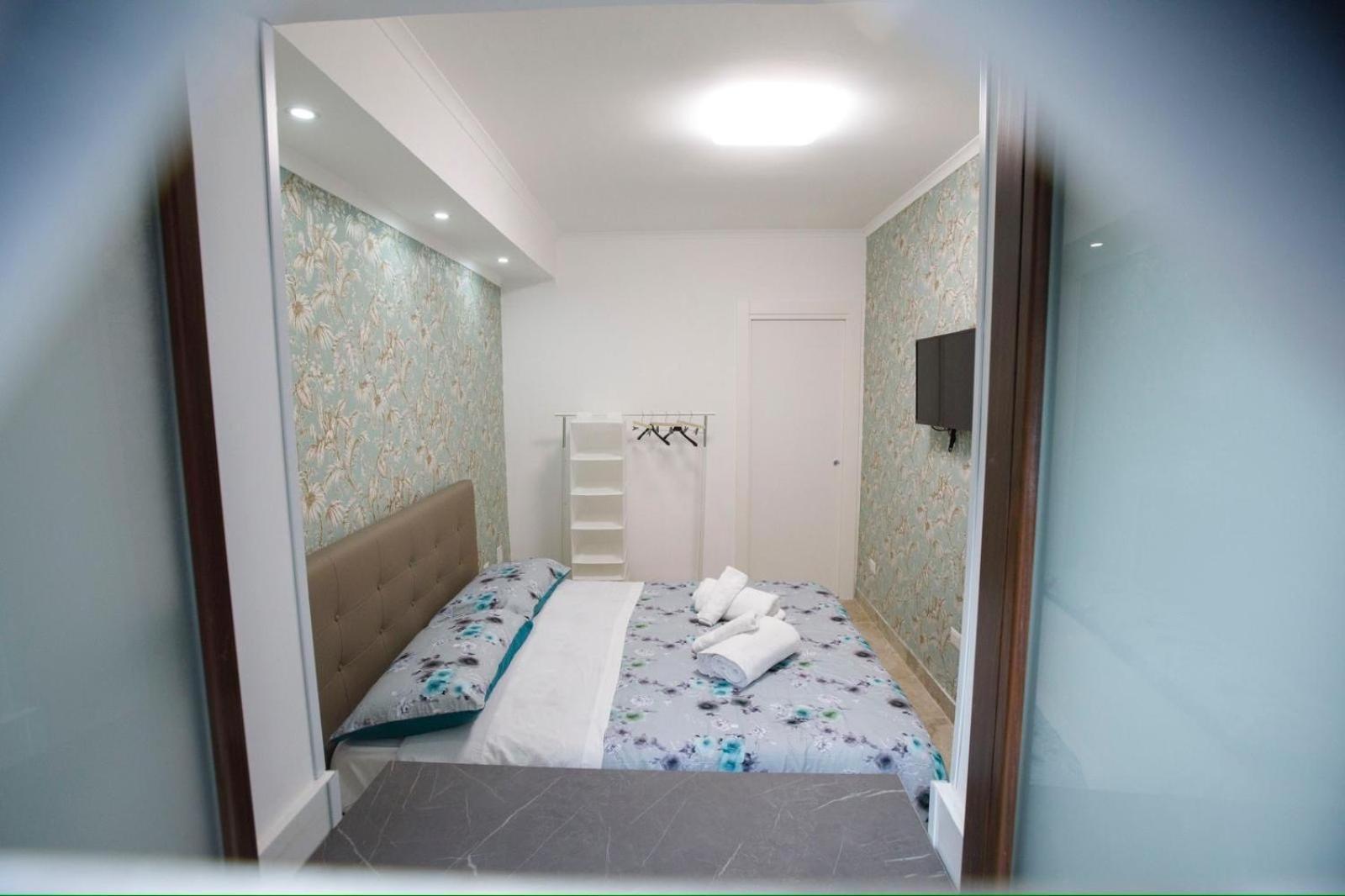 נאפולי B&B Le Stanze Di Aurora מראה חיצוני תמונה